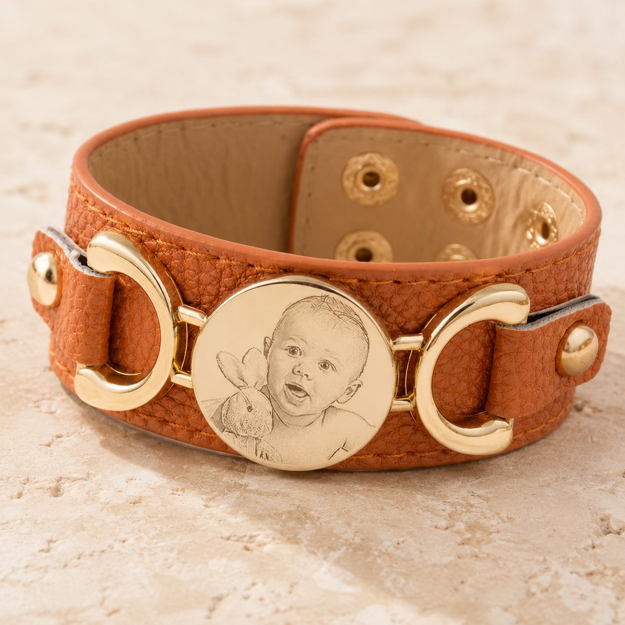 Manchette cuir personnalisée marron