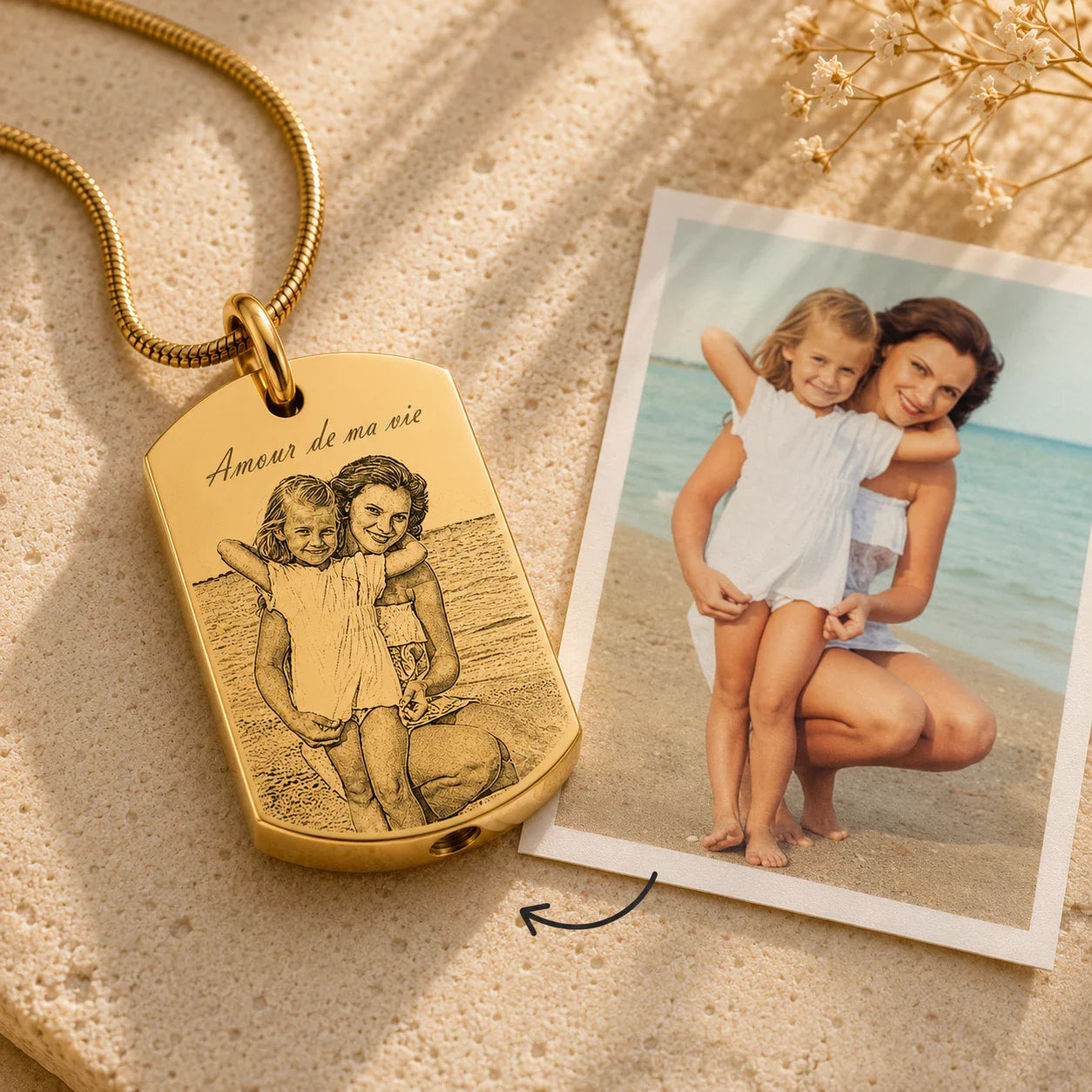Pendentif cinéraire personnalisé, gravé texte et photo plaqué or