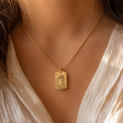 Pendentif cinéraire personnalisé, gravé texte et photo plaqué or