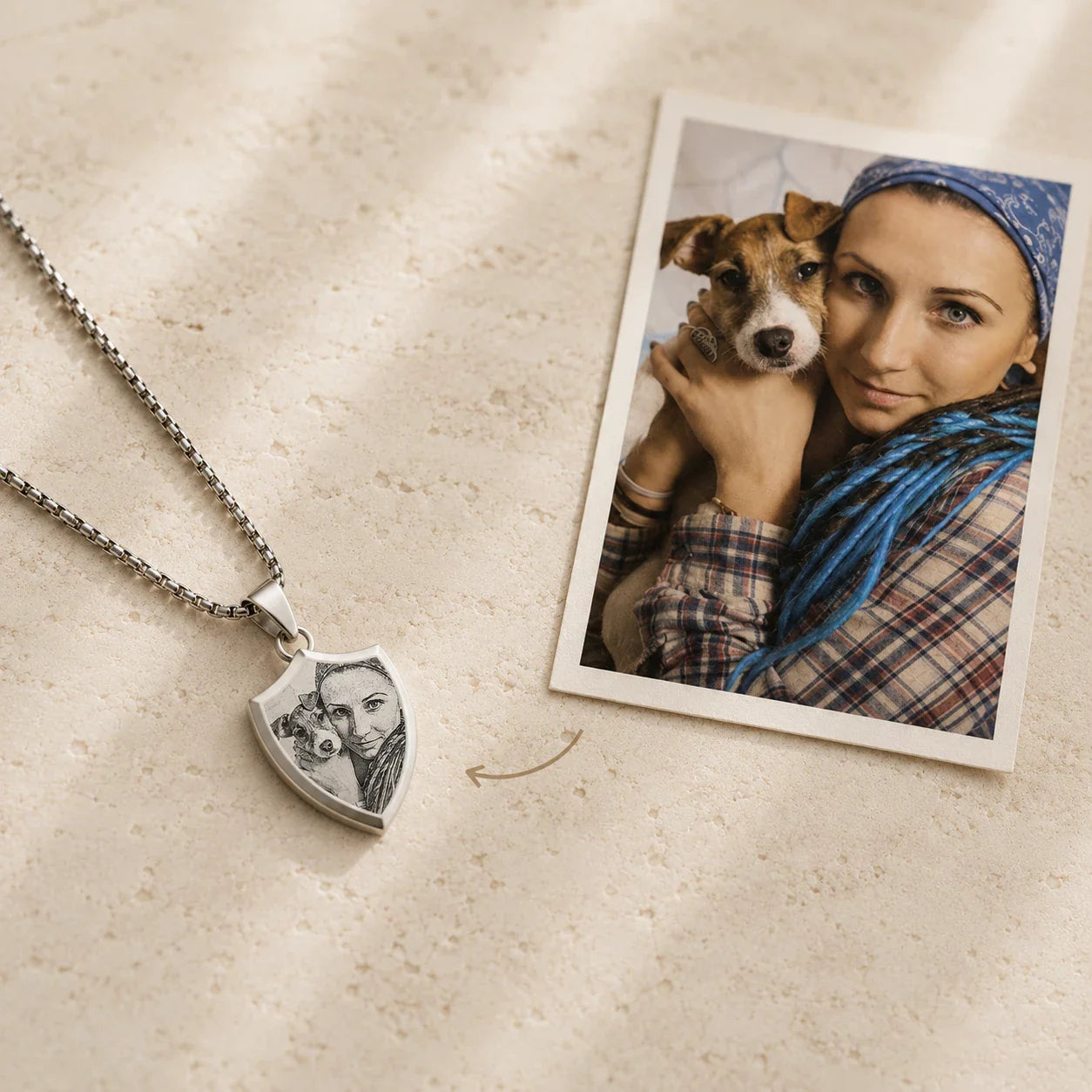 Pendentif écusson gravé, personnalisé texte et photo plaqué argent