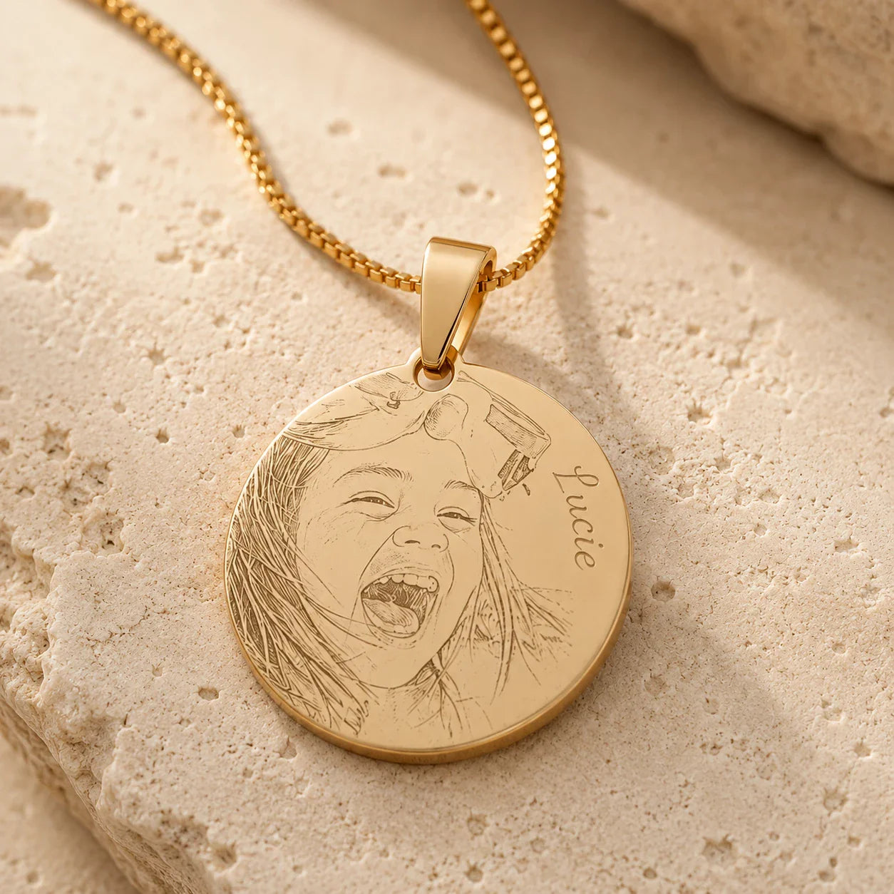 Pendentif personnalisé texte et photo plaqué or